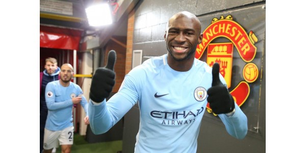 Berømte Mangala tilslutter sig València CF
